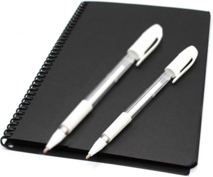 40 Sayfa A5 Siyah Defter Ve 2 Adet Beyaz Kalem Side