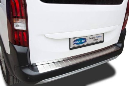 Rifter ile uyumlu Krom Arka Tampon Eşiği Taşlı 2019 ve Sonrası