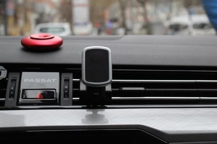 Passat 2015 2020 Model için Özel Telefon Tutucu VW3