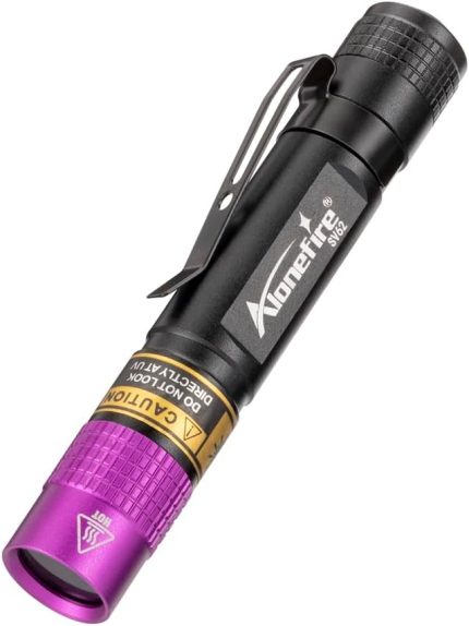 SV62 3 W Küçük 365 nm LED UV El Feneri Taşınabilir Mini Ultraviyole Siyah Işık Ev Hayvan İdrarı Detektörleri Mineral, Amber, Para Dedektörü için AAA Pil
