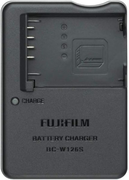BC-W126S akü şarj cihazı, siyah