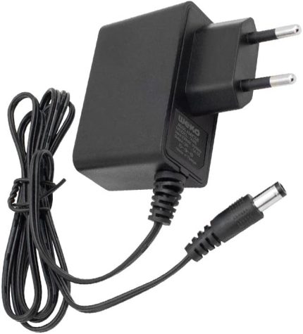 VOLT - 1 AMPER 5.5 * 2.5 UÇLU YERLİ ÜRETİM PLASTİK KASA PRİZ TİPİ ADAPTÖR