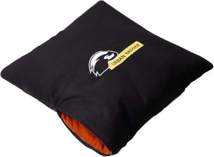 Badger Pratik Battaniye Olabilen Yastık Siyah Fermuarli Turuncu 2'si Bir Arada (50x50 cm - 145x200 cm)