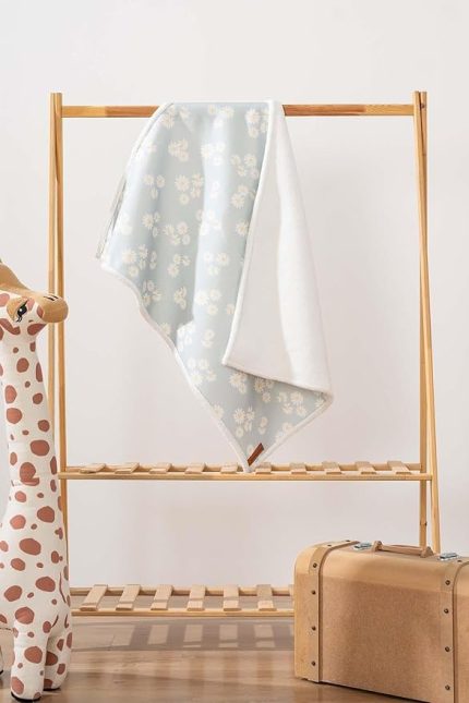 Fluffy Bebek Battaniyesi 70x100 Cm Yeşil Papatya Desen