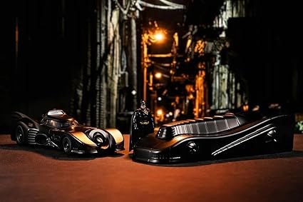 253215013, Batman 1989 Batmobile, Die-Cast Metal, Açılabilir Parçalar, 1:24 Ölçek, Batman Figürü, 20 cm, 7 cm, Serbest Tekerlekli - Görsel 4