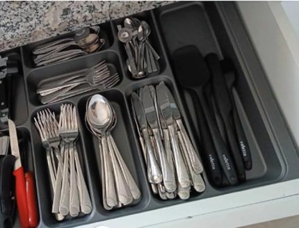 55x49 Cm. 9 Gözlü Antrasit Çekmece Içi Kaşıklık 50 * 41 Cm'e Kadar Kesebilirsiniz, maket bıçağı hediyelidir.