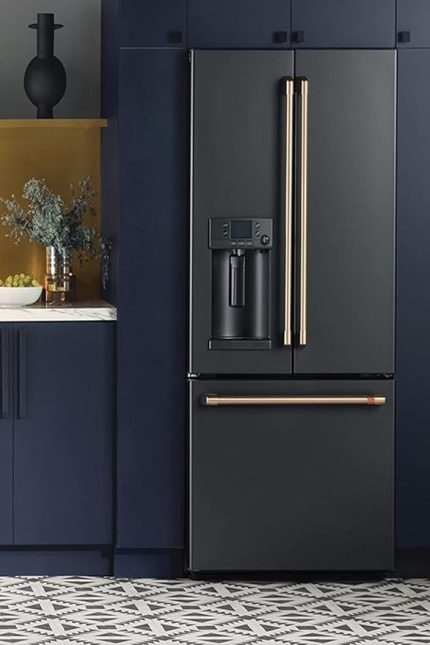 Siyah Yapışkanlı Folyo 61 CM X 7 MT