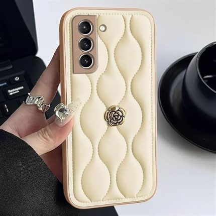 Samsung Galaxy S25 ile Uyumlu Kılıf Zebana Camellia Deri Kılıf Bej