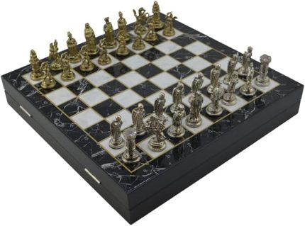 Orta Boy Metal Osmanlı-Bizans Satranç Takımı Parlak ve Mermer Desenli Sandıklı MDF Tahtası (36x36x6 cm.)