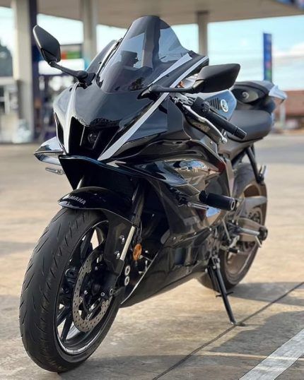 ile uyumlu R7 Rüzgar Kiti (2021-2024 Modelleri İçin) (Parlak Siyah)