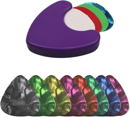 Gitar penaları 8 adet, pena tutucu dahil