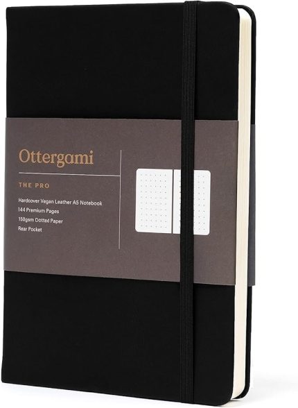 Bullet Noktalı Günlük |A5 Defter | Kalın 150GSM Dot Grid Journal | İş için Vegan Deri Defterler| 192 Sayfa, İç Cep, Karalama Test Sayfası ve Şerit Yer İşareti | The Pro