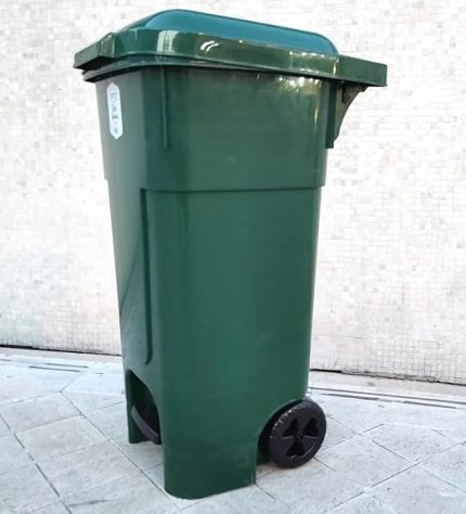 Litre Kapasiteli Büyük Boy Pedallı Çöp Kovası Kapaklı Ve Tekerlekli Konteyneri