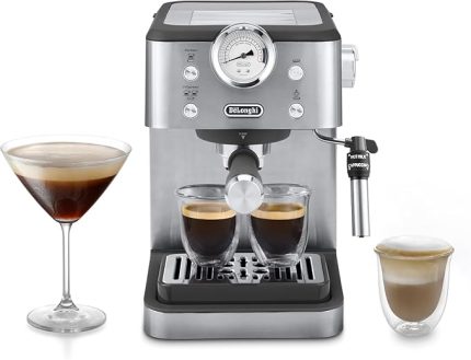 Manuel kahve makinesi Stilosa EC260.W, 15 bar basınç, Cappuccino sistemi, otomatik kapanma, ESE pedler ile uyumlu, 2 katlı kap, kapasite 1L, beyaz