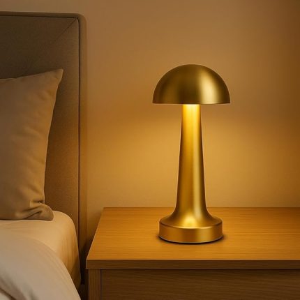 Gold Şarjlı Dokunmatik Masa Lambası - LED Işıklı, 3 Renk Seçeneği, Taşınabilir ve USB Şarjlı, Şık ve Kompakt Tasarım, Yatak Odası, Çalışma Masası, Kafe ve Restoran Kullanımı İçin