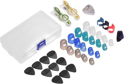 Gitar Aksesuarları Seti - 20 Adet Silikon Parmak Koruyucu, 10 Adet Pena, 4 Adet Başparmak ve Parmak Penası, Pena Tutucu, Akustik Başlangıç Seviyesi İçin Plastik Saklama
