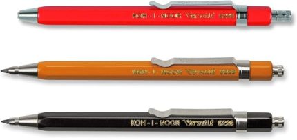 Versatil 5228 - Kalemtıraşlı Metal Uçlu Kurşun Kalem, 2 mm Uç Kalınlığı - 3'lü Set - Renkler Kırmızı ve Sarı ve Siyah
