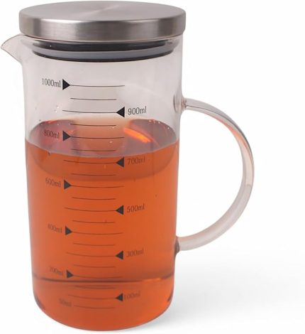 1100ml Metal Kapaklı Cam Yağlık ve Ölçü Kabı – Dayanıklı ve Şeffaf Sıvı & Kuru Malzeme Ölçme Kabı | Mutfak İçin Hassas Ölçüm ve Saklama Çözümü 1100ml - Cam Sürahi Ölçü Kabı