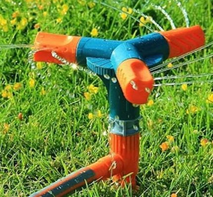 Dönerli Bahçe Sulama Fıskiye - Normal 3'lü Sprink