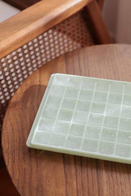 Buz Kalıbı, 60 Bölmeli Kare Buzluk, Sunumluk Buzluk Kalıp (Yeşil)