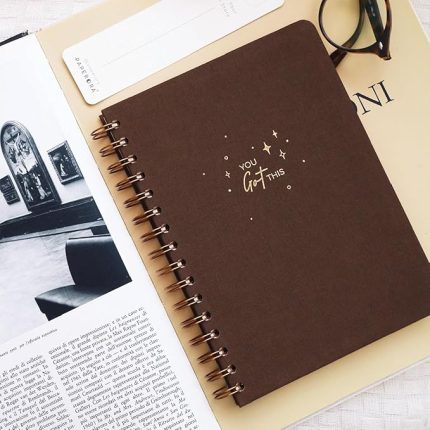 A5 Spiralli Sert Kapak Keten Düz Çizgisiz Tarihsiz Not Defteri Kahverengi