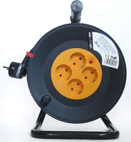 Light One Makaralı uzatma kablosu 3 x 1,5 mm (4 priz, 25 m) siyah