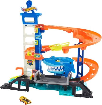 WheelsKöpek Balığından Kaçış™ Oyun Seti Hot Wheels™ City Köpek Balığından Kaçış oyun seti, 4 yaş ve üzeri çocuklar için oyuncak HDP06