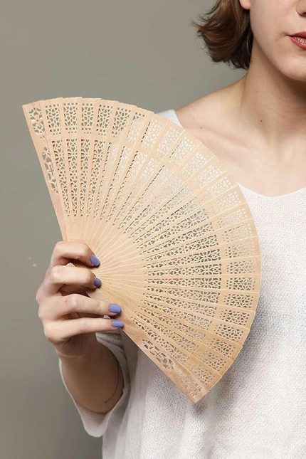 Ahşap El Yelpazesi Doğal Görünümlü Hafif Estetik Yelpaze Ahşap