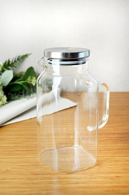 Borosilikat Ateşe Dayanıklı Metal Kapaklı Cam Kare Sürahi