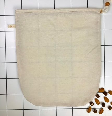 yoga and food %100 Ağartılmamış Ham Pamuk Bitkisel Süt Süzme Kesesi Badem Sütü, Fındık Sütü, Yeşil Sebze Suyu Süzme - Organik Pamuk Kese (30 x 35 cm)
