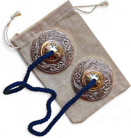 Bronz Tibet Tingsha Saklama Çantalı Ziller Çanlar Şifa Reiki | Ses Terapisi -Budist Meditasyon Yoga Çanı Çiçekli Kabartmalı Manjira - VEGAN Dostu