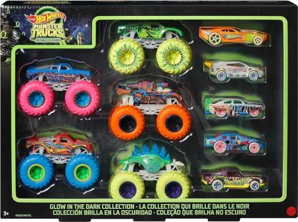 Wheels Monster Trucks Karanlıkta Parlayan Araçlar Paketi Hot Wheels Monster Trucks Karanlıkta Parlayan Araçlar Paketi 5 adet Monster Trucks aracı ve 5 adet araba içeren çoklu paket HCB57