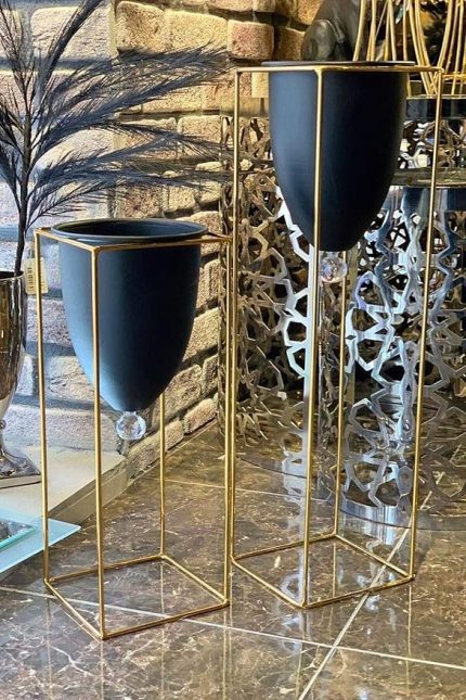 Metal Ayaklı Saksı (Metal)