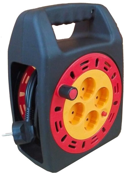 Light One Makaralı uzatma kablosu 3 x 1,5 mm (4 priz, 15 m) siyah