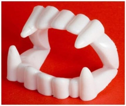 Vampir Dişi Parti Kombini Şaka Malzemesi Plastik Vampir Dişi 10 Adet Vampir Dişi