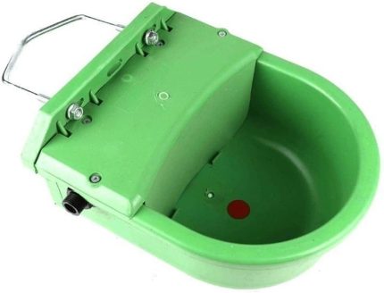 Şamandıralı 4 Litre Plastik Hayvan Suluğu-2 Adet Suluk Takımı