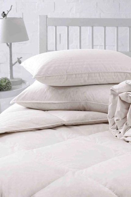 Classic Kaz Tüyü Yastık