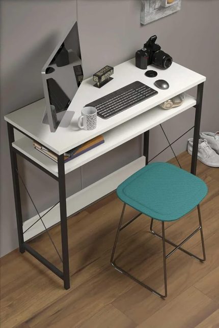 Modern Çalışma Masası, Metal Ayaklı, 90x37 cm Alt Raflı, Beyaz
