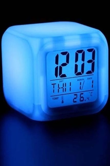 7 Renk Değiştiren Gece Lambası Masa Saati Alarm Termometre Özellikli Yeni Nesil Akıllı Masa Saati