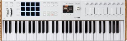KeyLab Mk3 61 | 61-Tuş Master Klavye, Beyaz | 61 Aftertouch, yarı ağırlıklı tuş, renkli ekran 3,5, 9 kodlayıcı, 9 Fader, 12 RGB Pad, USB-C ve Din Midi