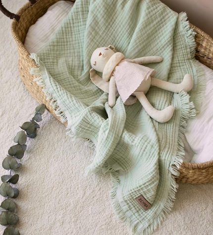 Yeşil 4 Katlı Müslin Bebek Ve Çocuk Battaniyesi%100Pamuk Baby Muslin Blanket