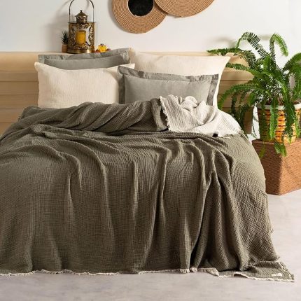 Pike Çift Kişilik, 100% Pamuk 4 Katlı Kaliteli Müslin Yatak Örtüsü, Dekoratif Şık Yumuşak Hafif Yazlık Pike (Haki Yeşil, Çift Kişilik 220x240 cm)