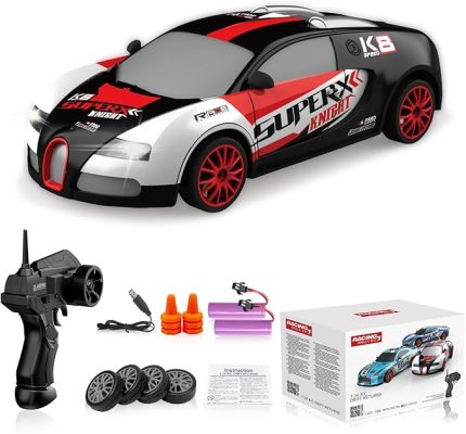 Drift Araba Uzaktan Kumanda Araba 2.4GHz 1:24 Ölçekli 4WD 15KM/H Yüksek Hızlı Model Araç LED Işıkları Sürüklenen Lastik Yarışı Spor Oyuncak Araba Yetişkin Erkek Kız Çocuklar için Hediye 2 Adet Şarj