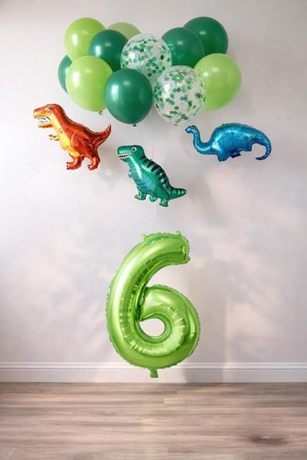 Yaş Dinazor Set; Rakam Folyo, 3 Adet Mini Dinazor ve 10 lu Balon