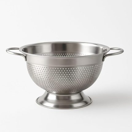 304 Paslanmaz Çelik Süzgeç - Kulplu & Ayaklı Tasarım | Makarna, Sebze ve Meyve Yıkama Kabı - Delikli, Bulaşık Makinesine Uygun (27 cm)