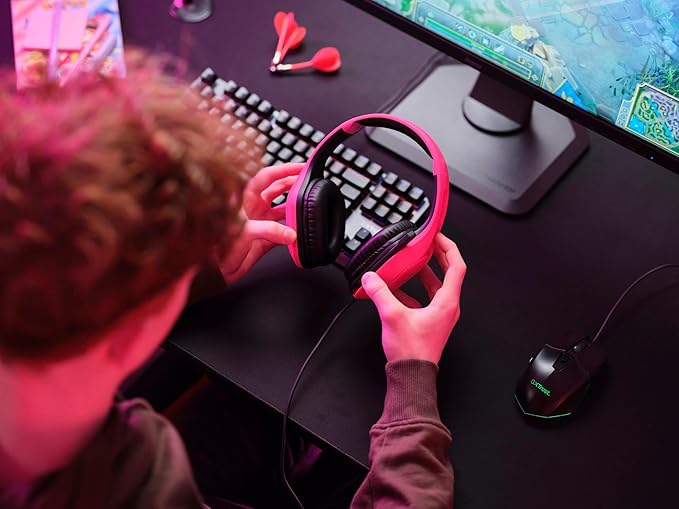 Gaming GXT 415P Zirox Hafif Oyun Kulaklığı, 50 mm Sürücülü PC için, Xbox, PS4, PS5, Anahtar, Mobil, 3,5 mm Ses Jakı, 2 m Kablo, Kulak Üstü Mikrofonlu Kulaklık, Pembe - Görsel 3