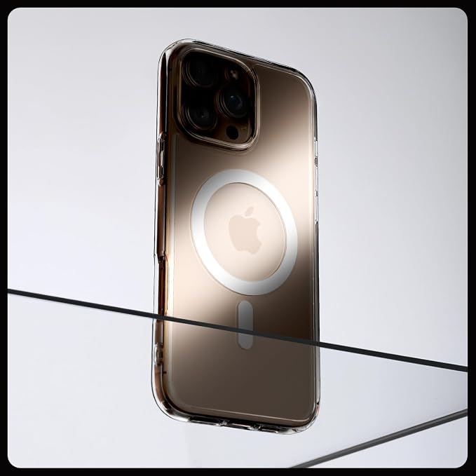 iPhone 16 Pro Max ile Uyumlu MagSafe Kılıf Ultra Hybrid Mag Fit Sararmaya Dayanıklı Beyaz Şeffaf Kapak - ACS07998 (Spigen TR Garantili) - Görsel 4