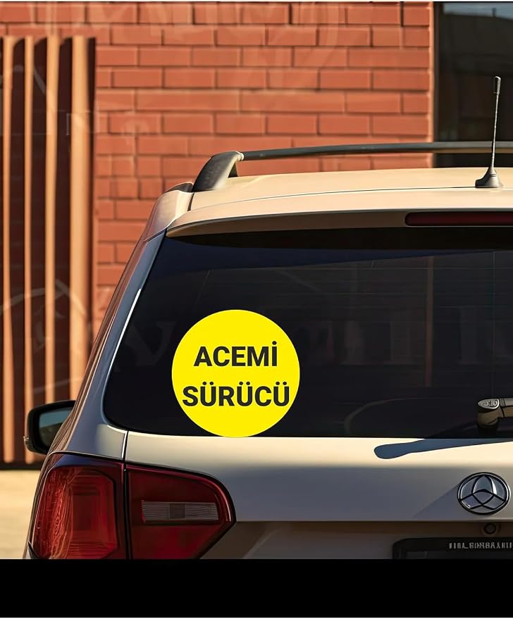 Tasarla Acemi Sürücü Yazılı Sticker Oto Sticker 15x15 Cm Sarı zemin siyah yazı